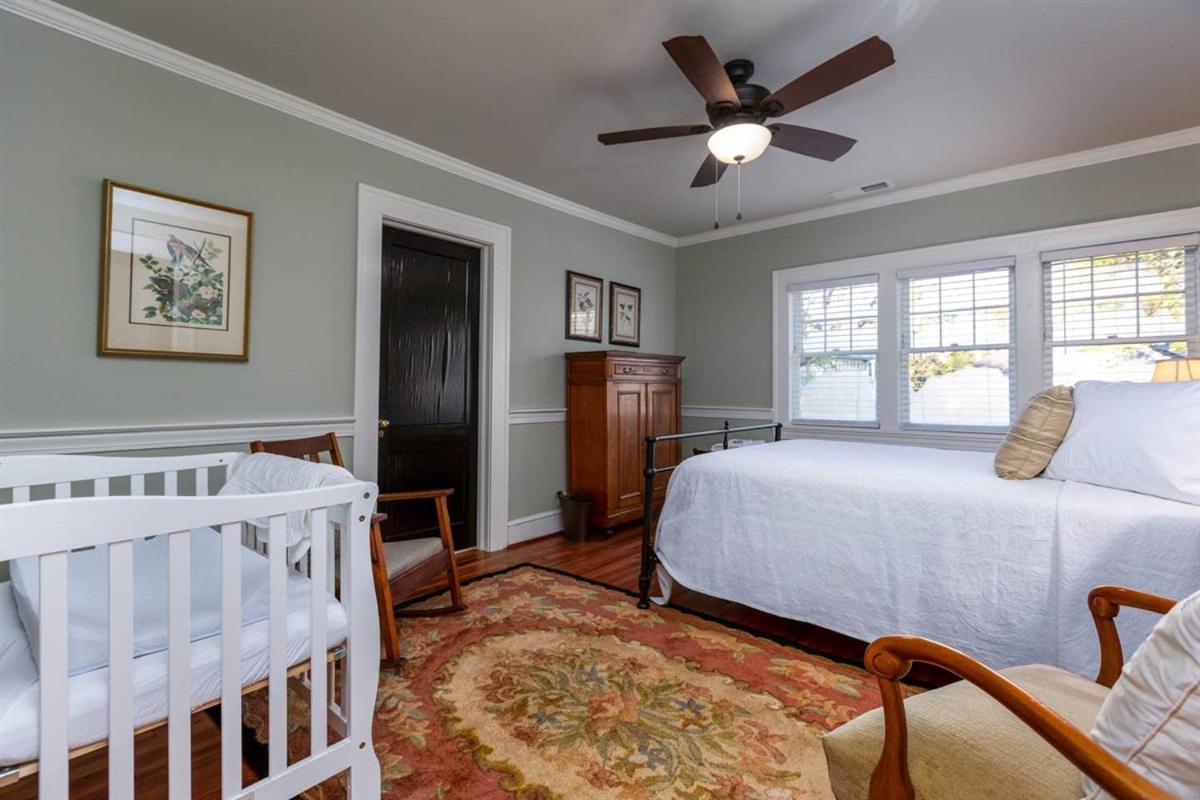 Renowned Historic Home Downtownacross From Park Winston-Salem Esterno foto